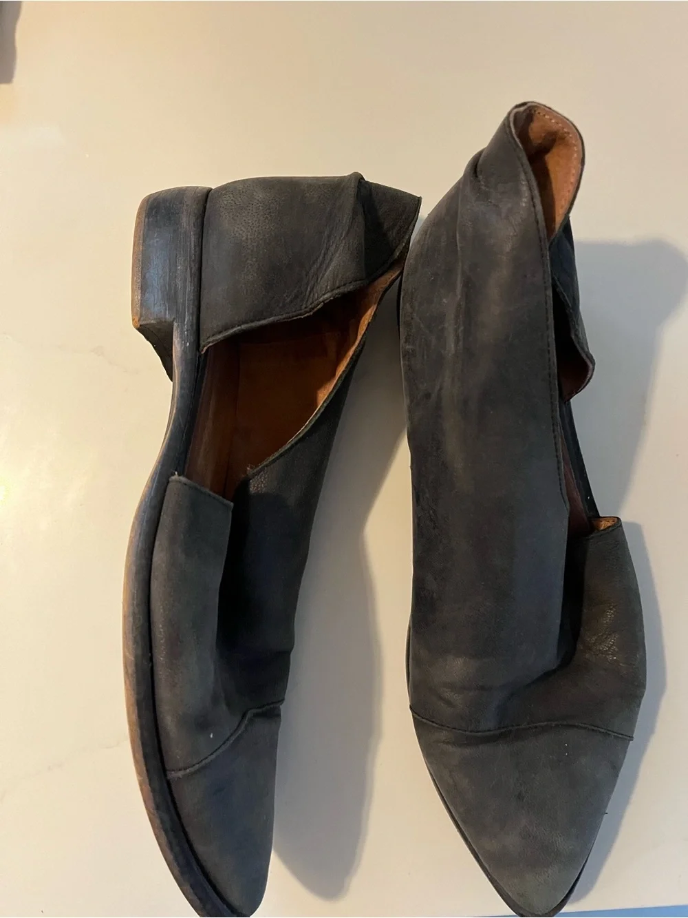 Free People Women’s Black Pointed-Toe Slip-On